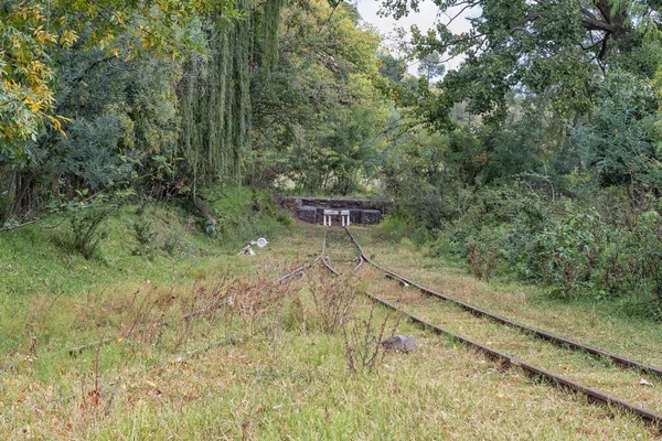 Ficksburgの鉄道スイッチ 鉄道線路 デッドエンドバッファストップと手動スローレバー — ストック写真