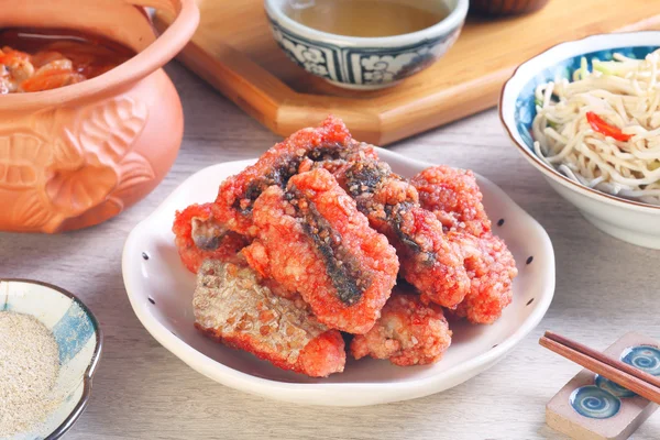 Anguilla lievito rosso fritto — Foto Stock