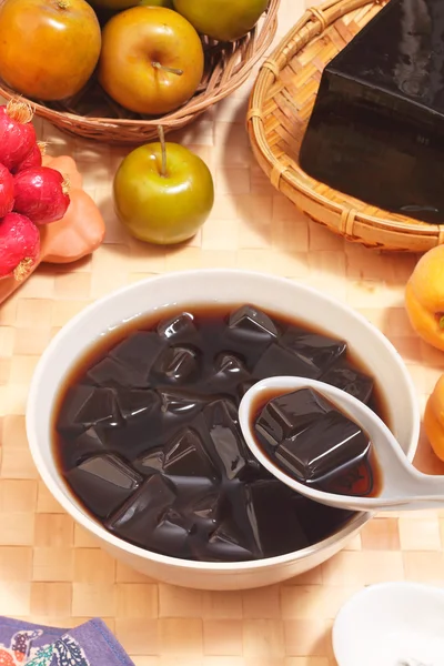 Grass jelly är en populär dessert i Taiwan — Stockfoto