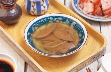 Domuz karaciğer çorbası 