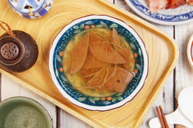 Domuz karaciğer çorbası 