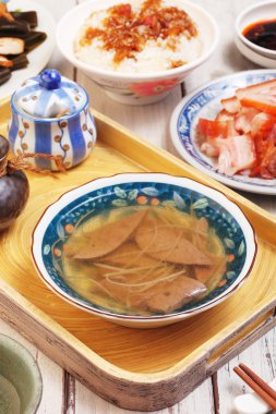 Domuz karaciğer çorbası 