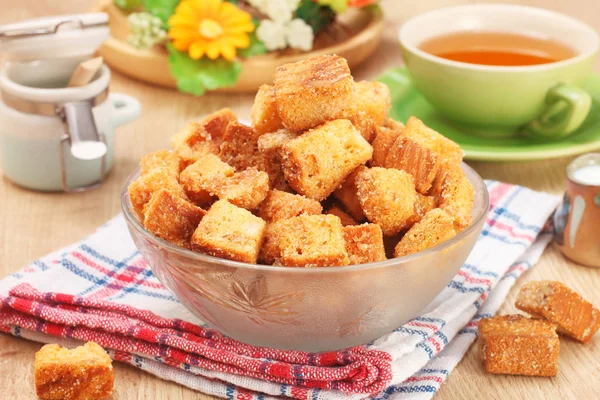 Leckere gebratene Croutons — Stockfoto