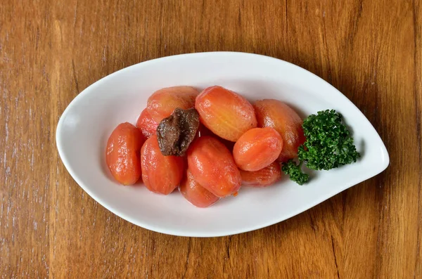 Tomates prunes pelées — Photo