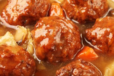 Soya soslu kızarmış domuz topları