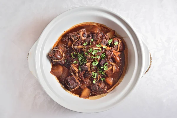 Kızarmış Kuzu pot   