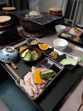 Japon kavrulmuş domuz set menü  