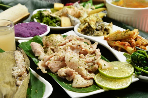 Tayvanlı Aborijin domuz set menü  