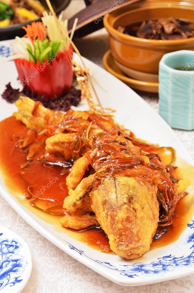 Deep-fried five sliced ingredients with sweet and sour fish   