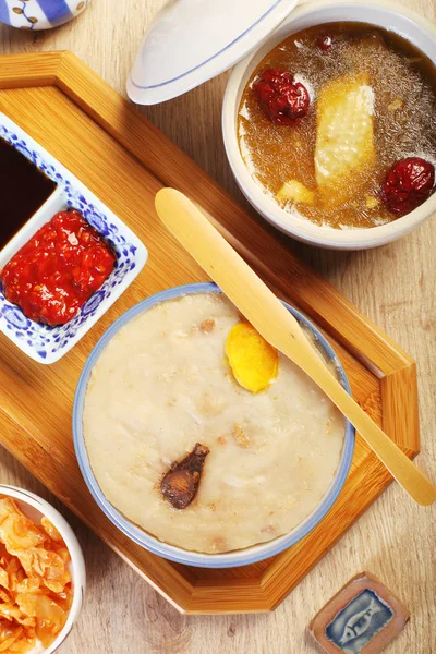 Taiwanesiska Gourmet Wowgreat Skål Riskaka — Stockfoto