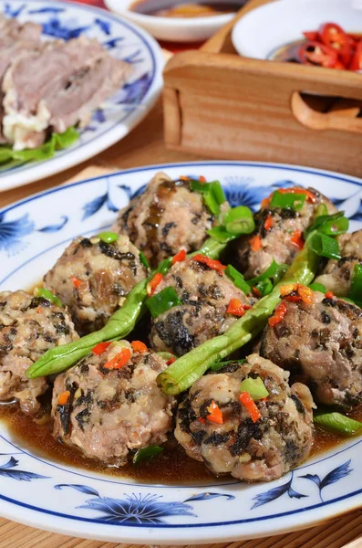 Stewed Pork Ball Preserved Mustard Brown Sauce Taiwan Style — Stock Photo, Image