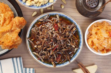 Kırmızı biber ve fermente soya fasulyesi - çay petrol sardalya Tayvanlı gıda popüler ve lezzetli meze.