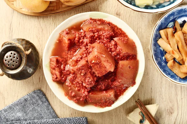 Braised Pork Red Yeast Wooden Table — Stock Photo, Image