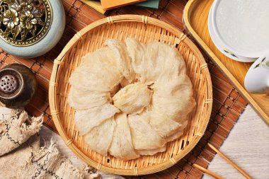 Raw Bird's nest on bambo basket  