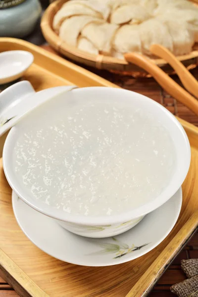 Κινέζικα Παραδοσιακά Ιατρικά Προϊόντα Φωλιά Πουλιών Σούπα Λευκό Μπολ — Φωτογραφία Αρχείου