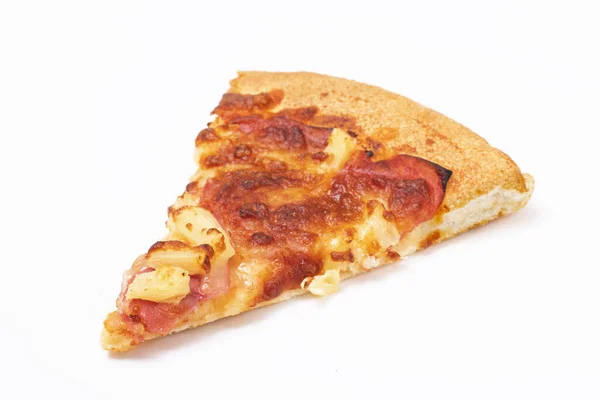 Una Rebanada Pizza Hawaiana Aislada Sobre Fondo Blanco — Foto de Stock