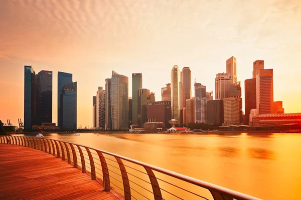 Singapura ao pôr-do-sol — Fotografia de Stock