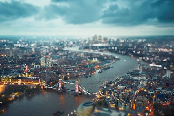 London in der Dämmerung — Stockfoto