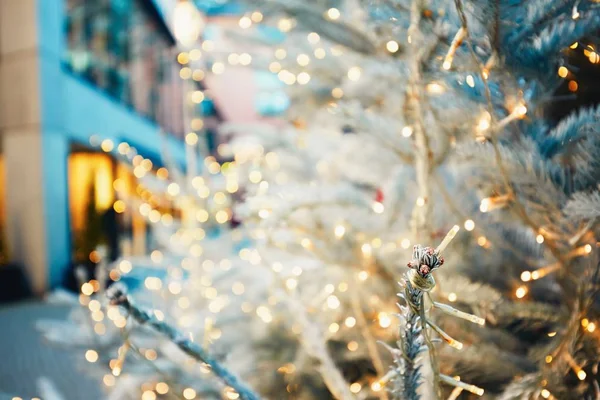 Şehirde Noel zamanı..