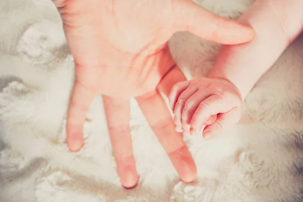 Annelik dokunuş — Stok fotoğraf