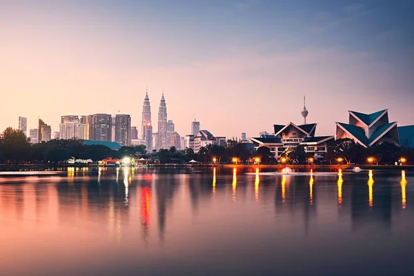 Kuala Lumpur za východu slunce — Stock fotografie