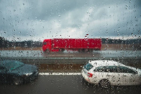 Highway in the rain — Stock Photo, Image