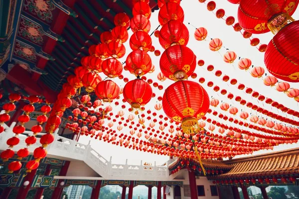 Китайский храм в Куала-Лумпуре — стоковое фото