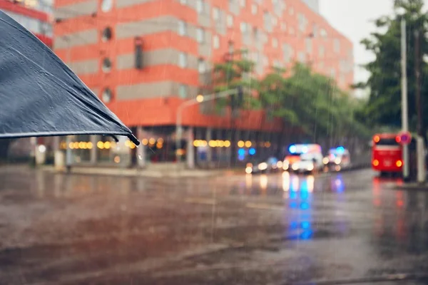 Lluvia en la ciudad — Foto de Stock