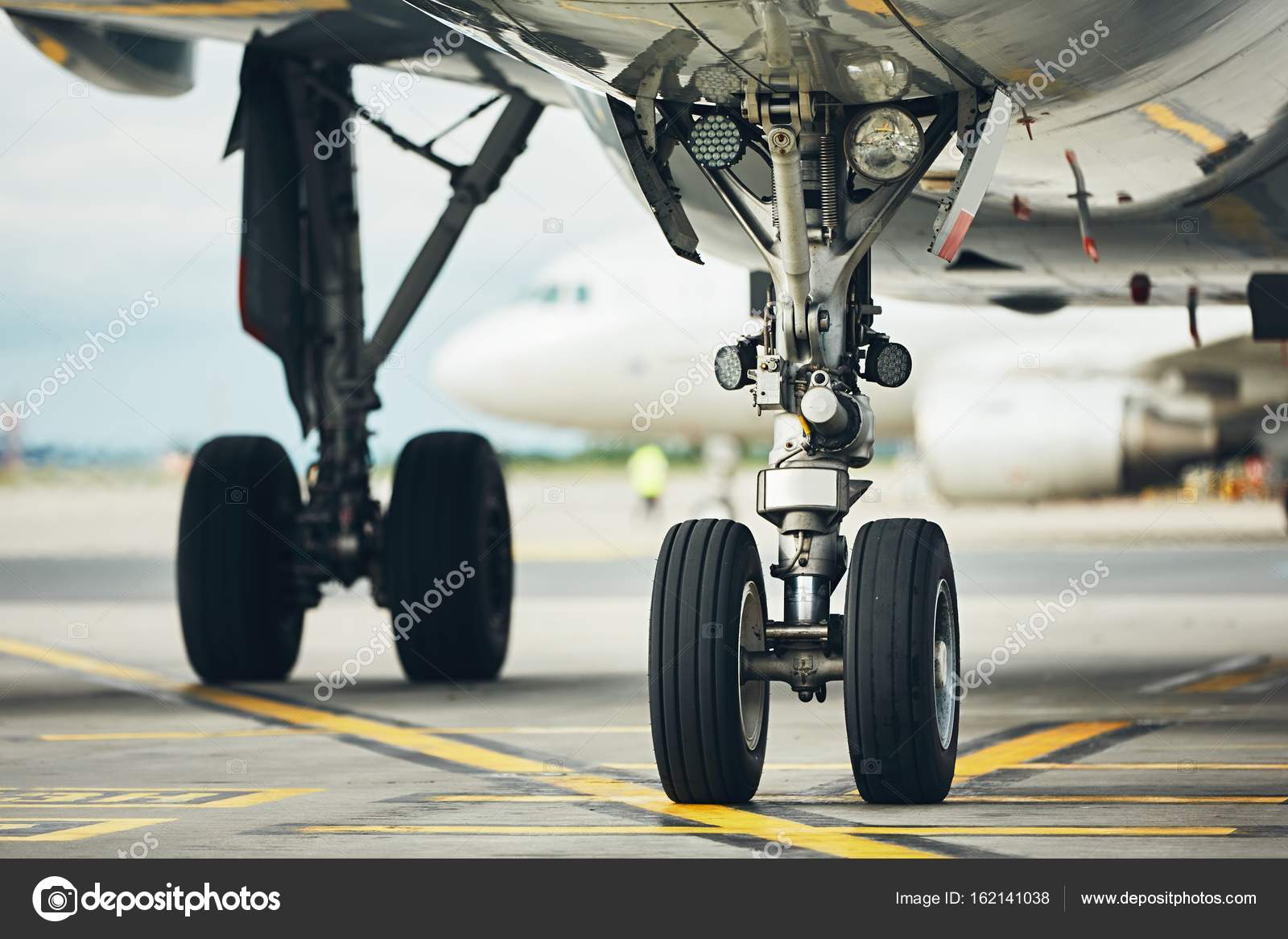 Wheels of the airplane — Stock Photo © Chalabala 162141038