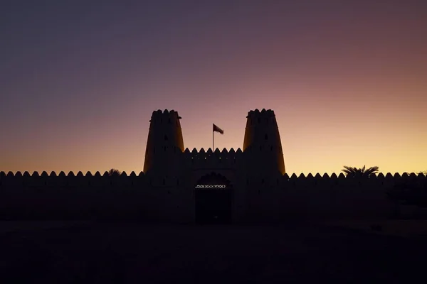 Silhouette of historical fort at dawn — Stock Photo, Image