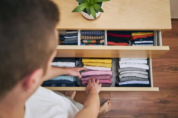 Organizing Cleaning Home Man Preparing Orderly Folded Shirts Drawer — Stock Photo, Image