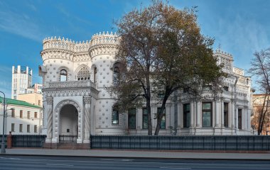 Moskova 'daki eski Arseniy Morozov malikanesi