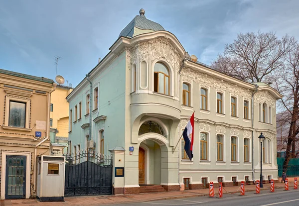 Bolshaya Nikitskaya Caddesi 'ndeki Yakov Rekk malikanesinin manzarası