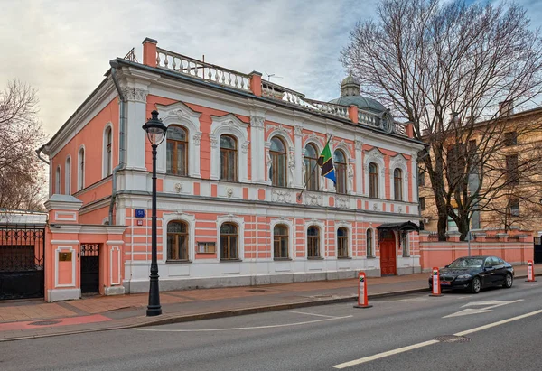 Городская усадьба Н. Поздняков - С.В. Волкова - В.Н. Грибов — стоковое фото