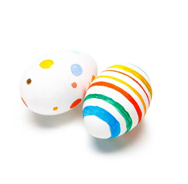 Dvě barevné velikonoční vajíčka izolované na bílém pozadí — Stock fotografie