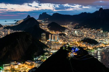 Gece görünümü Rio de Janeiro şehir