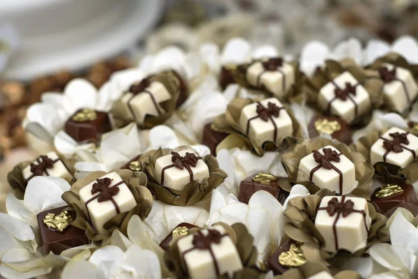 Pralines in Shiny Paper Wraps — Stock Photo, Image