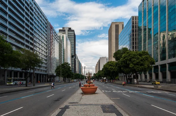 Проспект Президента Варгаса в Рио-де-Жанейро — стоковое фото