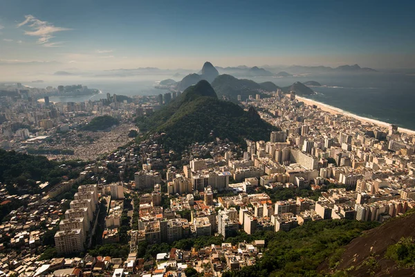 Luchtfoto van Copacabana district — Stockfoto