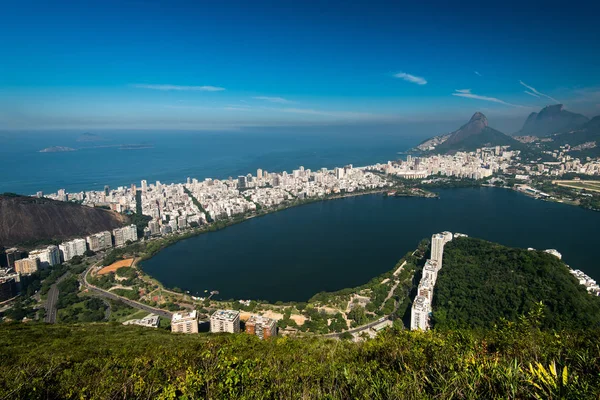 Vista da Cidade do Rio de Janeiro Com Colinas — Fotografia de Stock