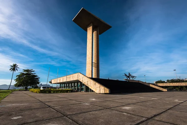 Памятник Второй мировой войны в парке Фламенго — стоковое фото