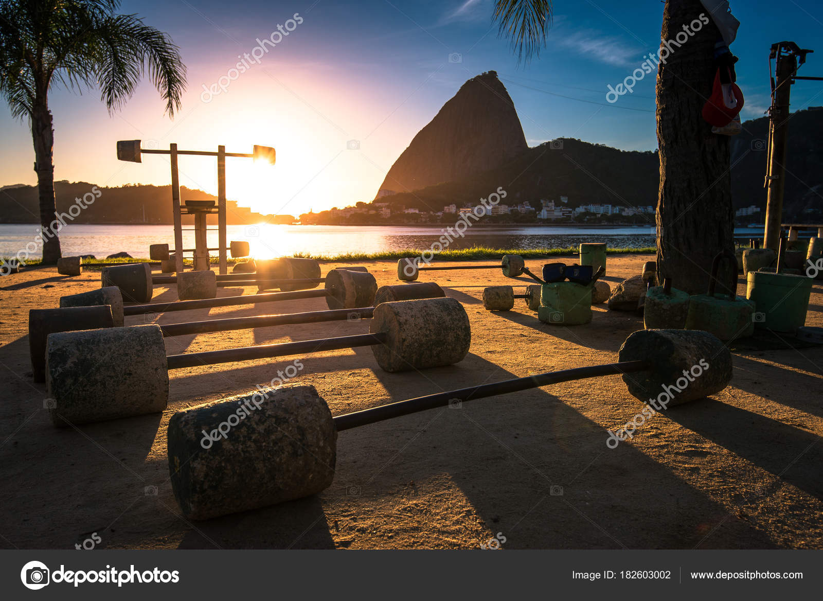 Concrete Weights Outdoor Gym Flamengo Park Rio Janeiro Sunrise Royalty Free Photo Stock Image By C Dabldy 182603002