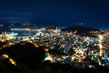 Rio de Janeiro şehir gece zaman panoramik manzaralı