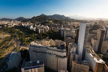 Gloria bölge binaları ve Rio de Janeiro, Brezilya için ufuk Corcovado Dağı görünümü