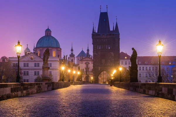 Schöne Aussicht Auf Die Karlsbrücke Bei Nacht Prag Tschechien — Stockfoto