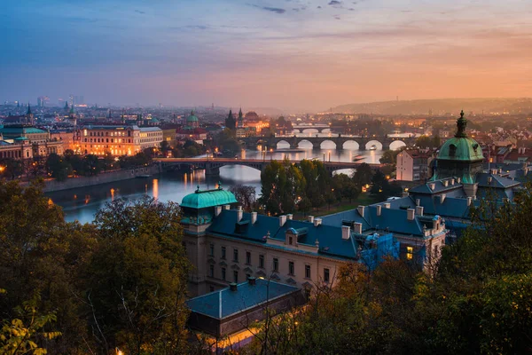 Blick Über Die Straka Akademie Auf Die Prager Brücken Bei — Stockfoto