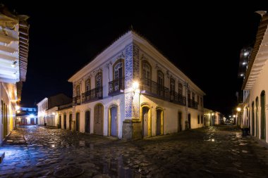 Gece Paraty Tarihi Merkezi 'nde Boş Sokak