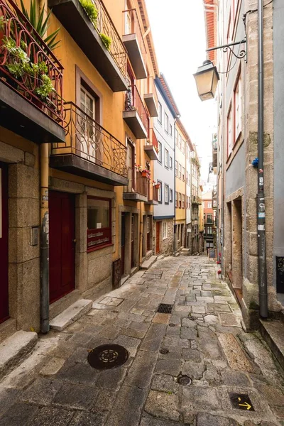 Calle Estrecha Del Casco Antiguo Histórico Ciudad Oporto Portugal — Foto de Stock