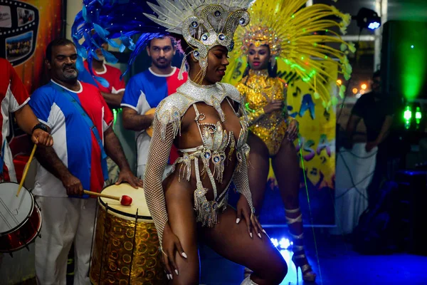Rio Janeiro Brazílie Června 2019 Pěkná Samba Tanečnice Vystupující Karnevalové — Stock fotografie