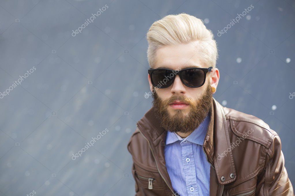 Wearing glasses like a boss Stock Photo by 127149656